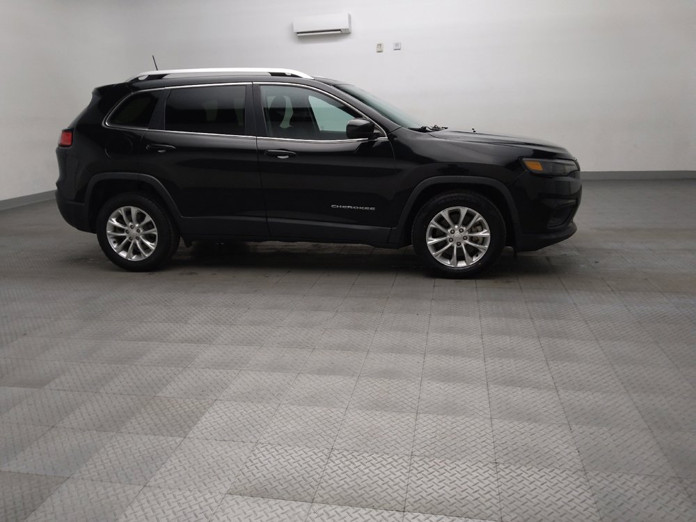Used 2019 Jeep Cherokee Latitude w/ Popular Appearance Group FWD image 11