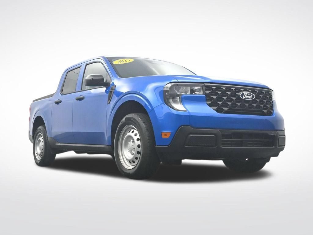 Used 2025 Ford Maverick XL w/ Equipment Group 102A AWD/4WD image 37