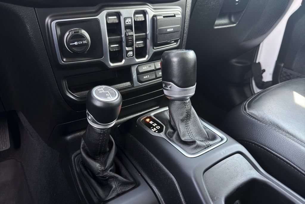 Used 2021 Jeep Wrangler Unlimited Sahara AWD/4WD image 8
