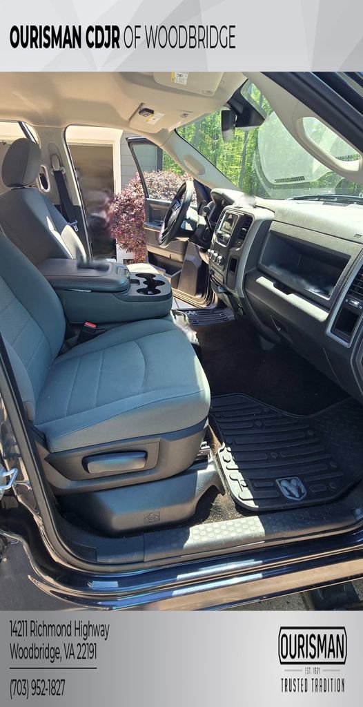 Used 2016 RAM 3500 Tradesman w/ Chrome Appearance Group image 3