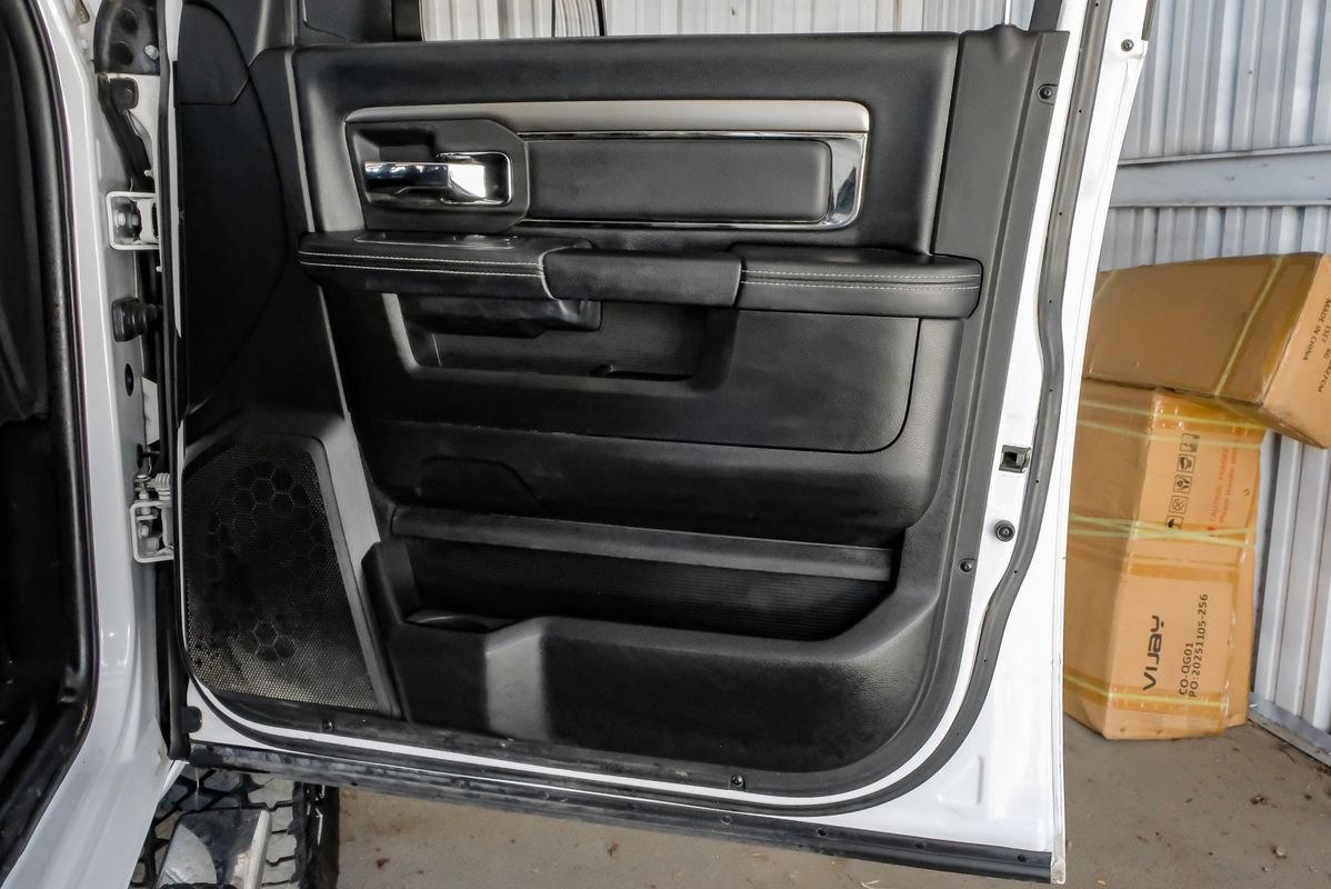 Used 2018 RAM 2500 Laramie w/ Sport Appearance Group AWD/4WD image 45