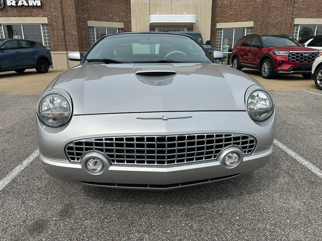 Used 2004 Ford Thunderbird RWD image 2