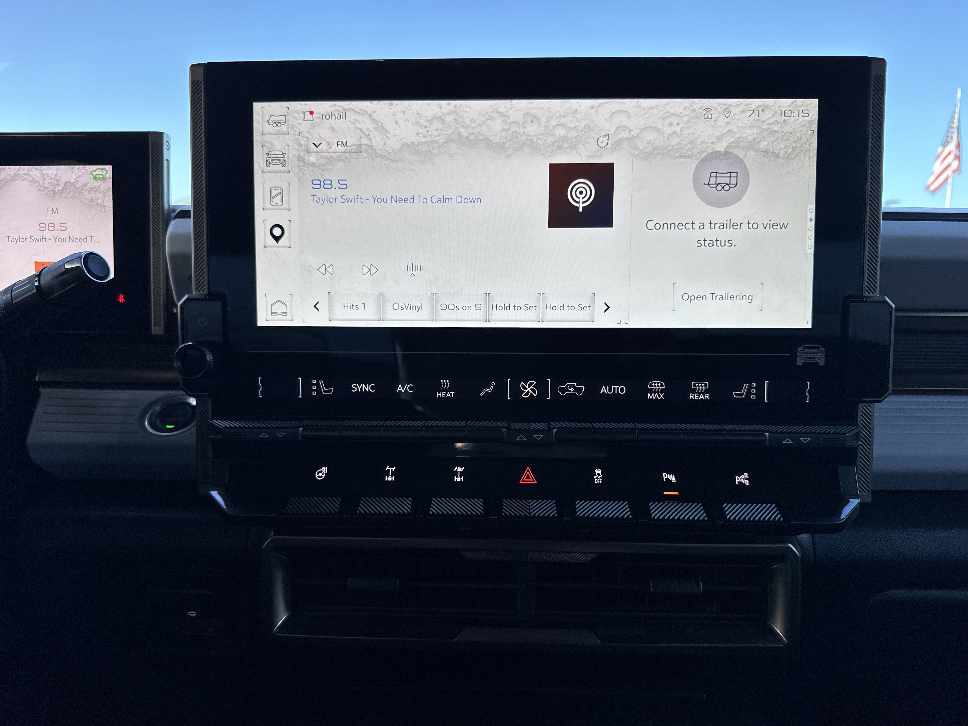 Used 2024 GMC Hummer EV 3X w/ Omega Edition AWD/4WD image 29