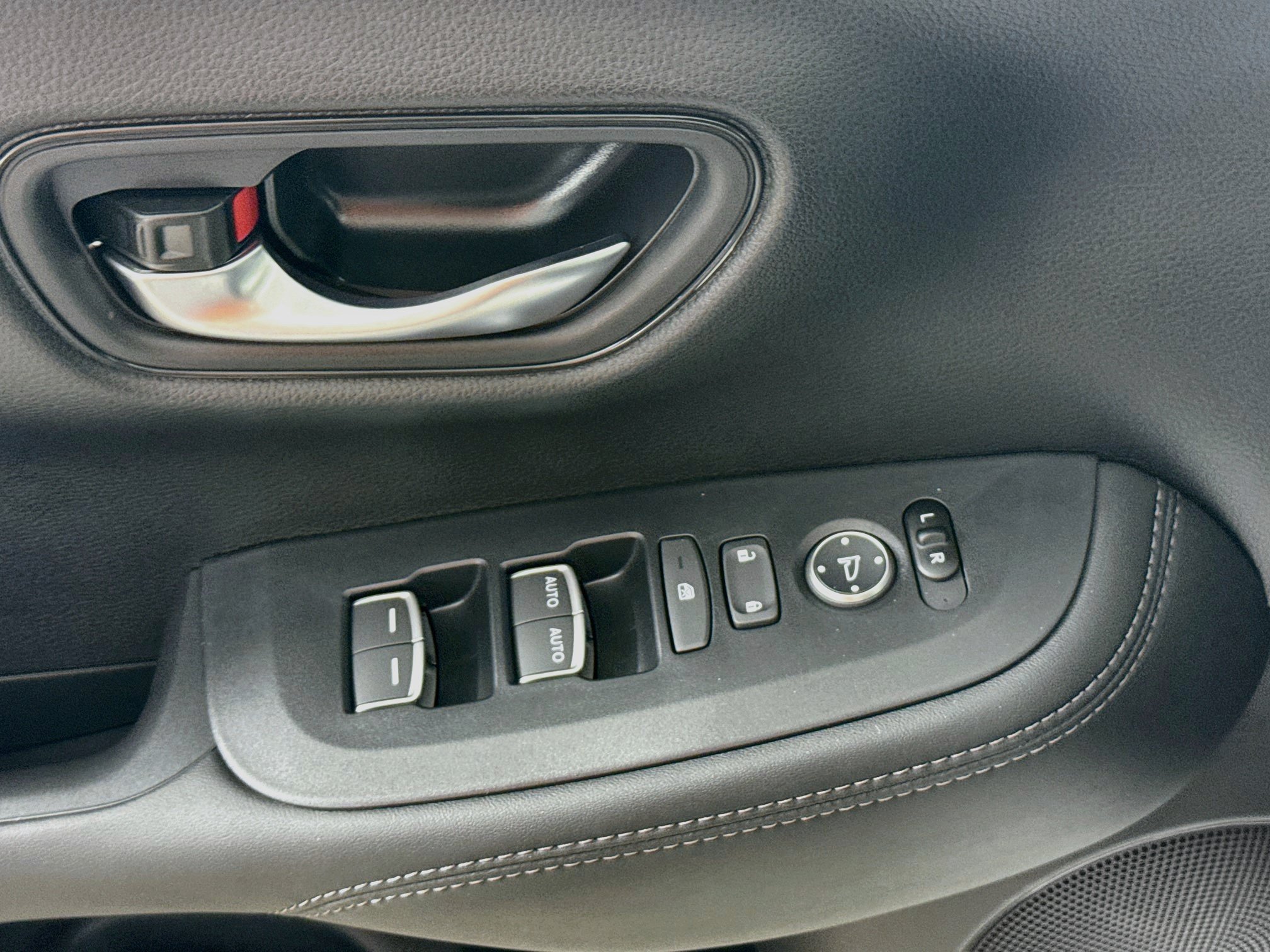New 2027 Honda HR-V EX-L image 20