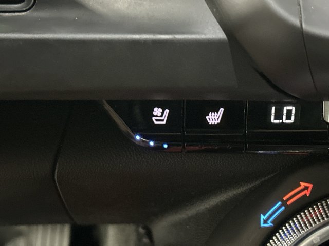 Used 2022 Chevrolet Camaro SS RWD image 34