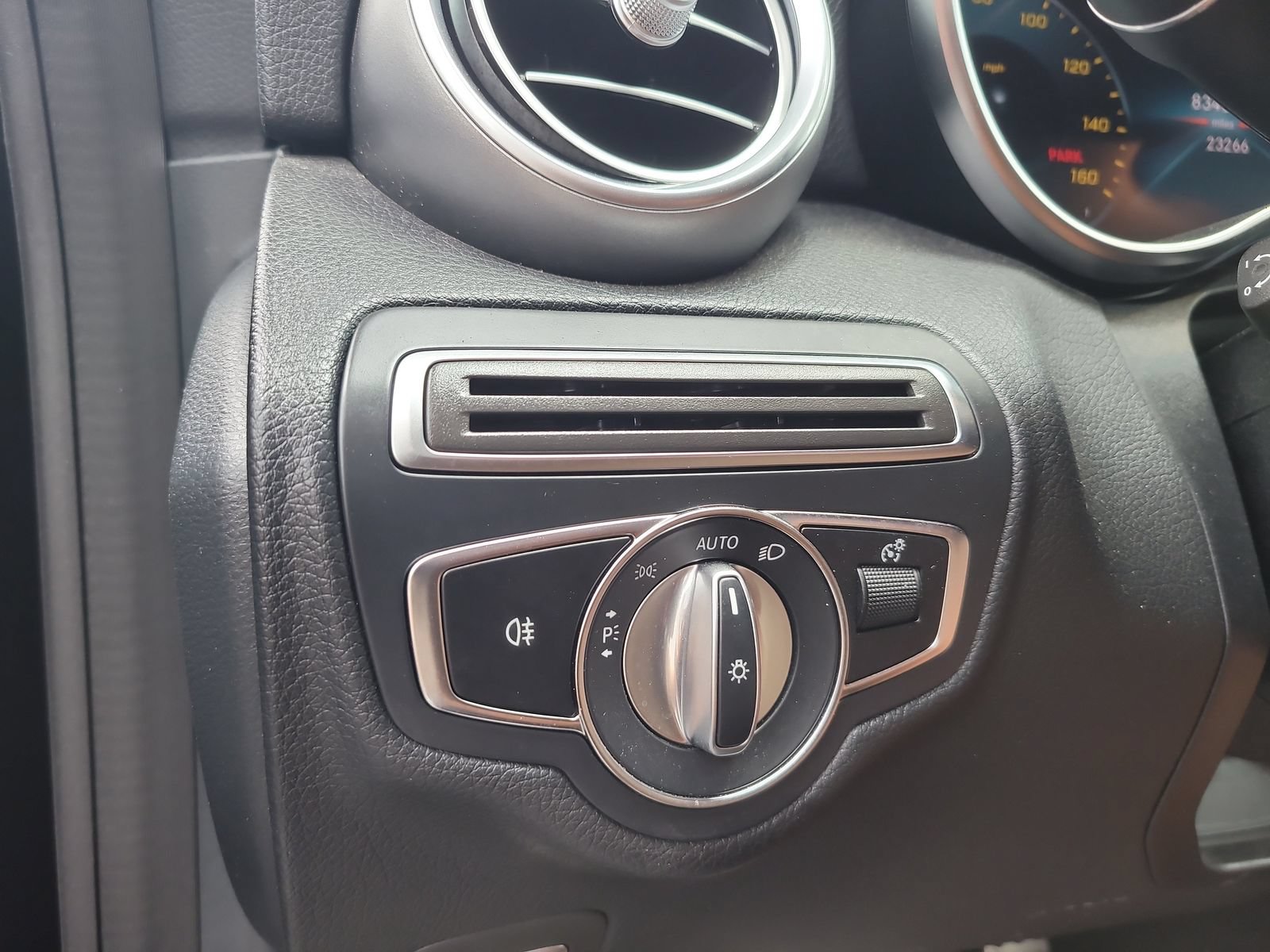 Used 2021 Mercedes-Benz C 300 4MATIC Cabriolet image 30