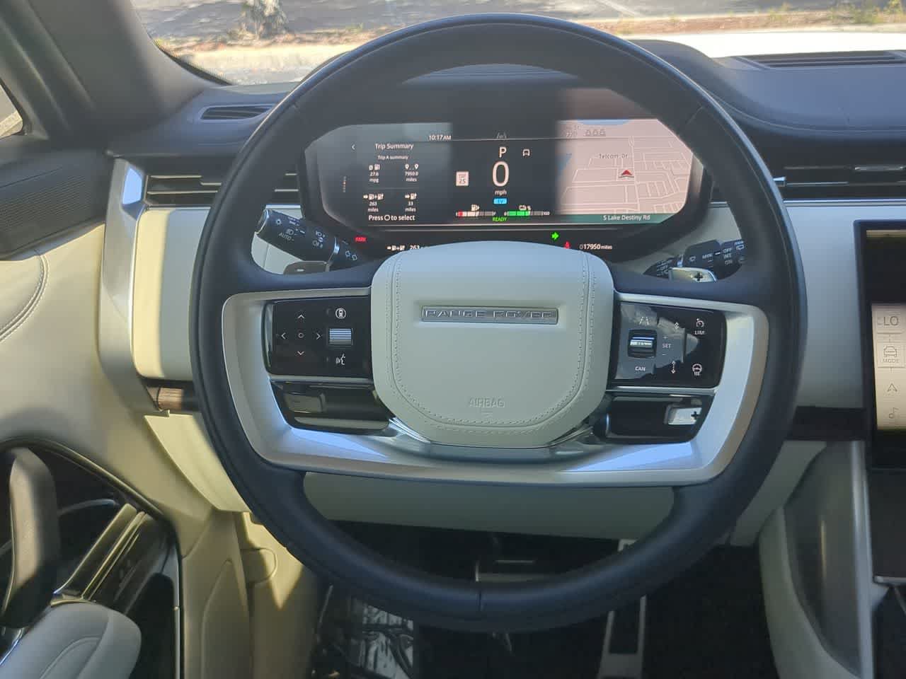 Certified 2025 Land Rover Range Rover SE AWD/4WD image 25