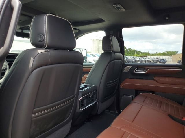 New 2026 GMC Sierra 3500 Denali Ultimate AWD/4WD image 11
