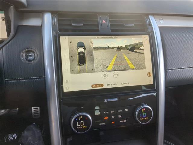 Used 2024 Land Rover Discovery Dynamic SE AWD/4WD image 18