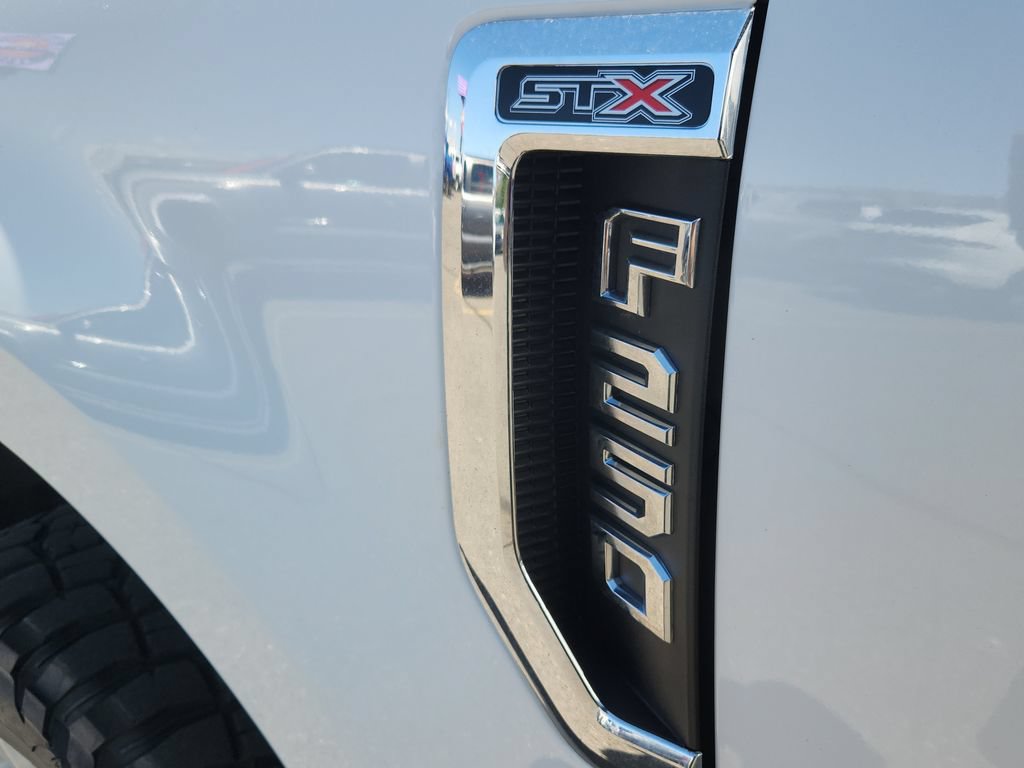 Used 2022 Ford F250 XL w/ STX Appearance Package AWD/4WD image 17