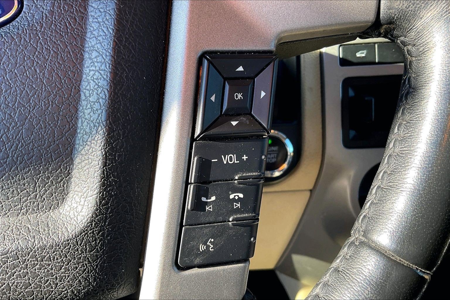 Used 2017 Ford Expedition Limited w/ Equipment Group 301A image 22