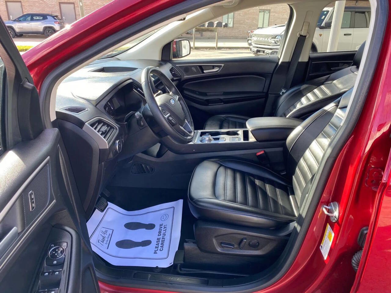 Used 2022 Ford Edge SEL image 14