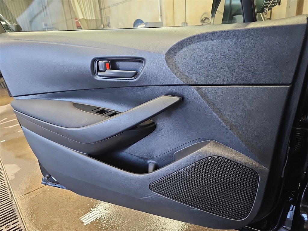 Used 2023 Toyota Corolla LE image 26