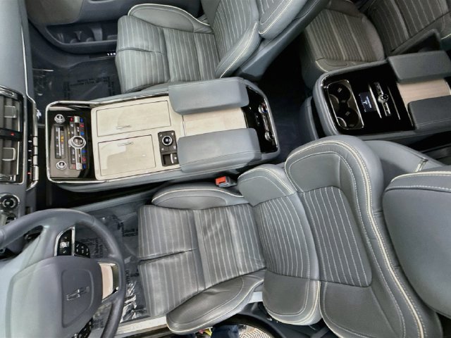 Used 2019 Lincoln Navigator Black Label AWD/4WD image 23