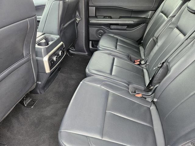 Used 2024 Ford Expedition XLT image 29