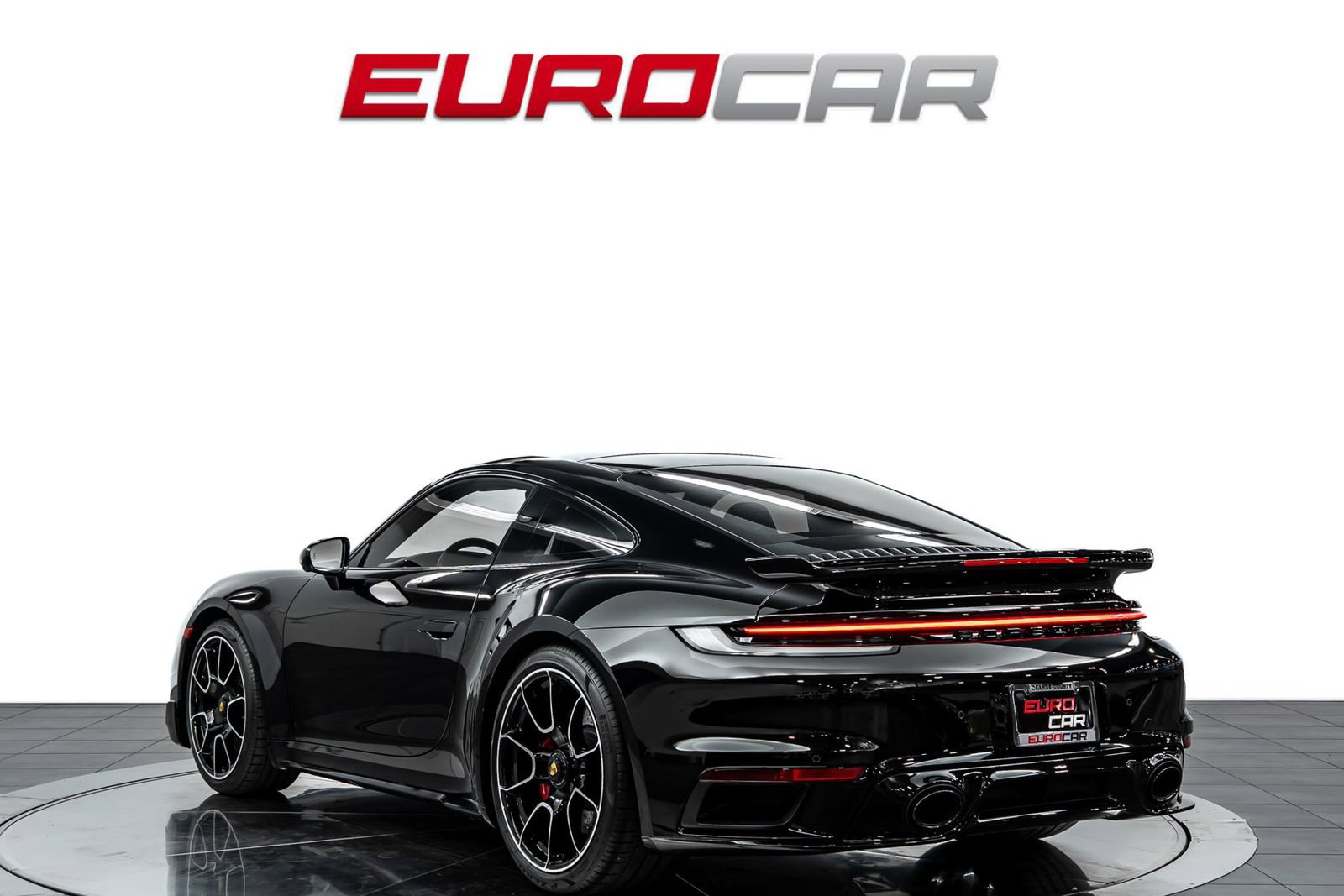 Used 2025 Porsche 911 Turbo AWD/4WD image 3