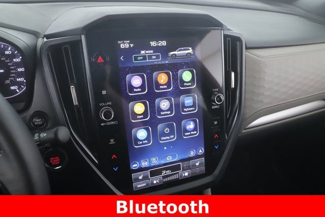 Used 2025 Subaru Forester Premium image 4