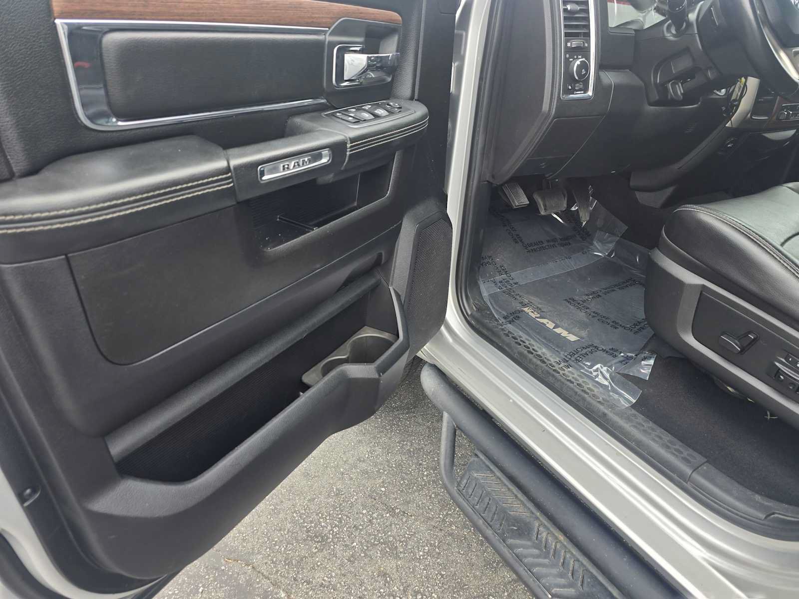 Used 2018 RAM 2500 Laramie AWD/4WD image 20