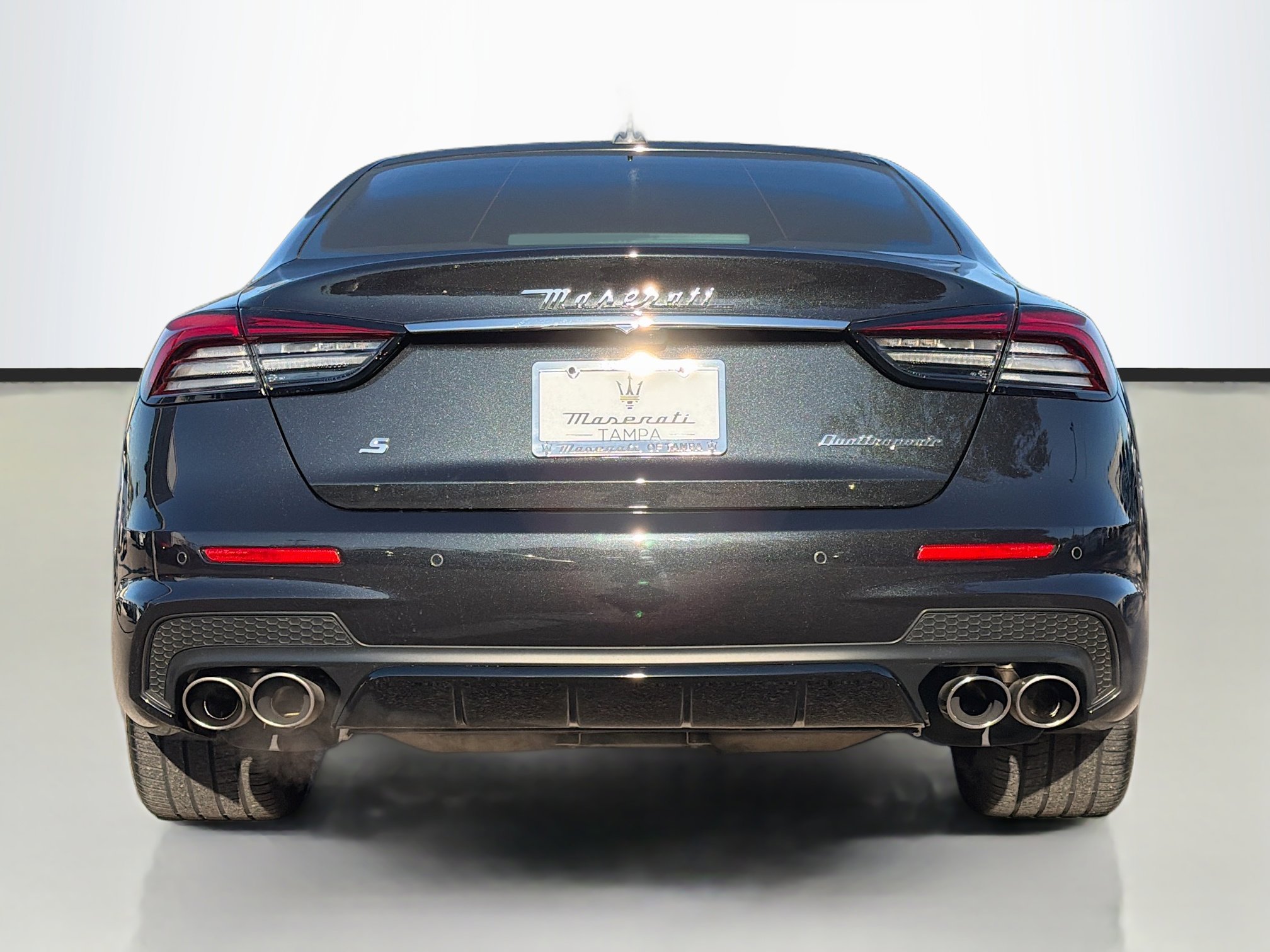 Used 2021 Maserati Quattroporte S image 4