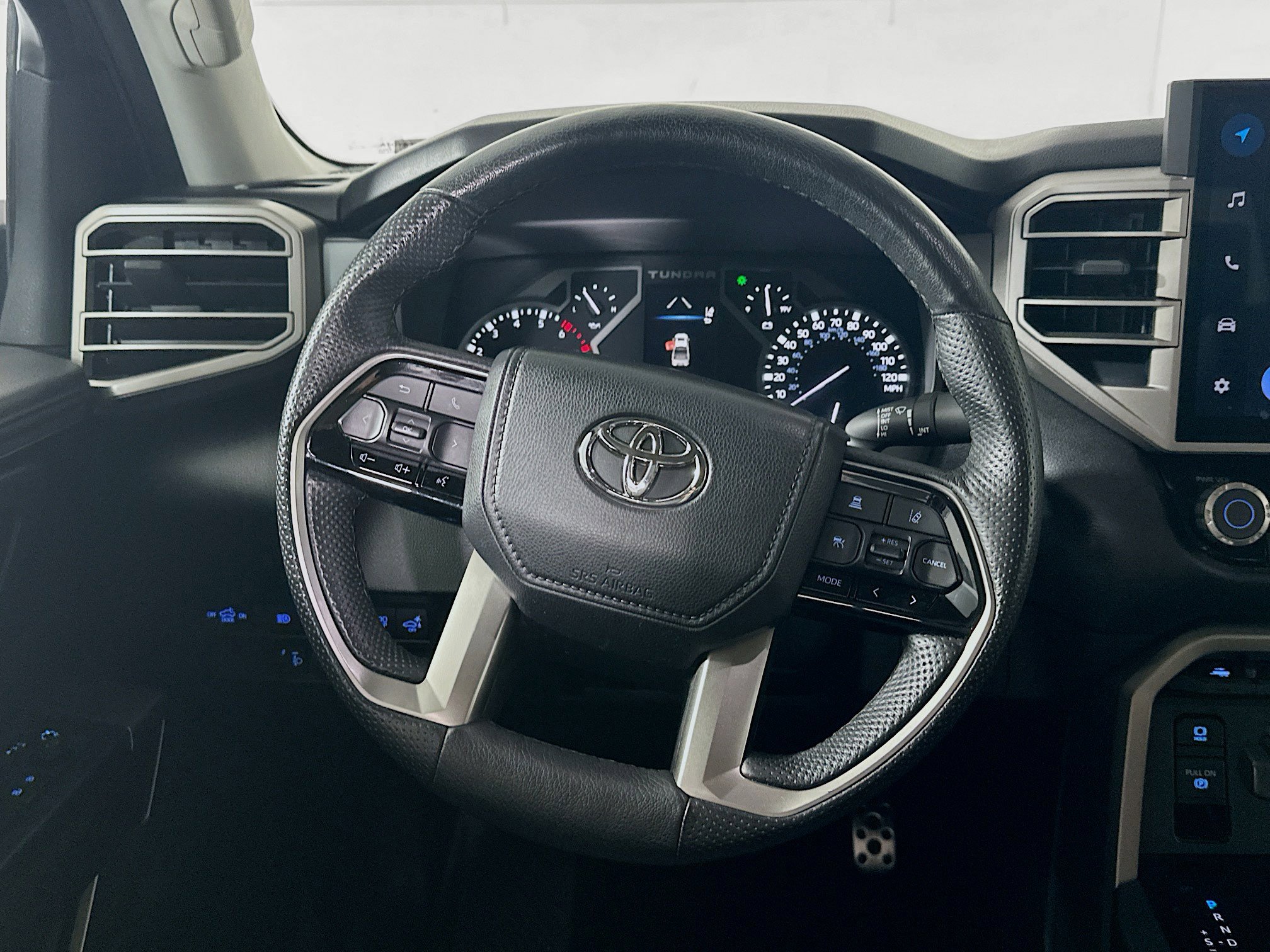 Used 2022 Toyota Tundra SR5 image 18