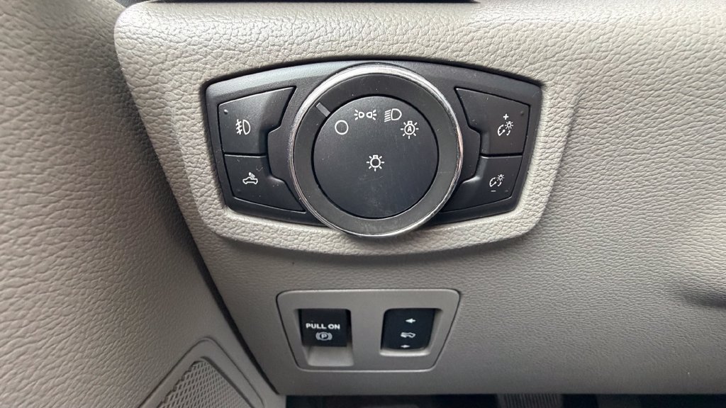 Used 2015 Ford F150 XLT w/ Equipment Group 301A Mid AWD/4WD image 26