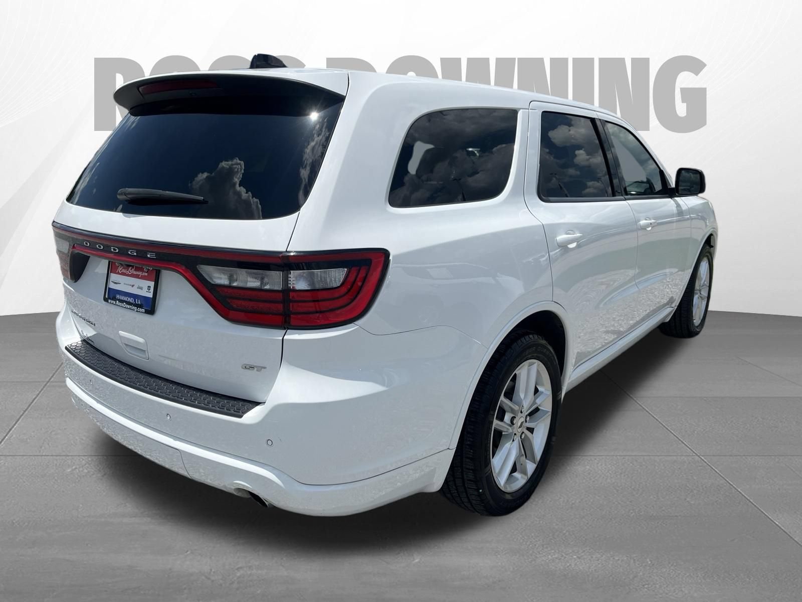 Used 2023 Dodge Durango GT RWD image 4