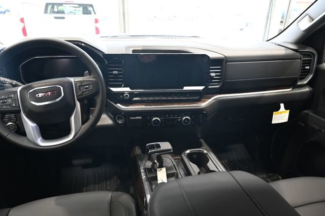 New 2026 GMC Sierra 1500 Elevation w/ Elevation Premium Package AWD/4WD image 15