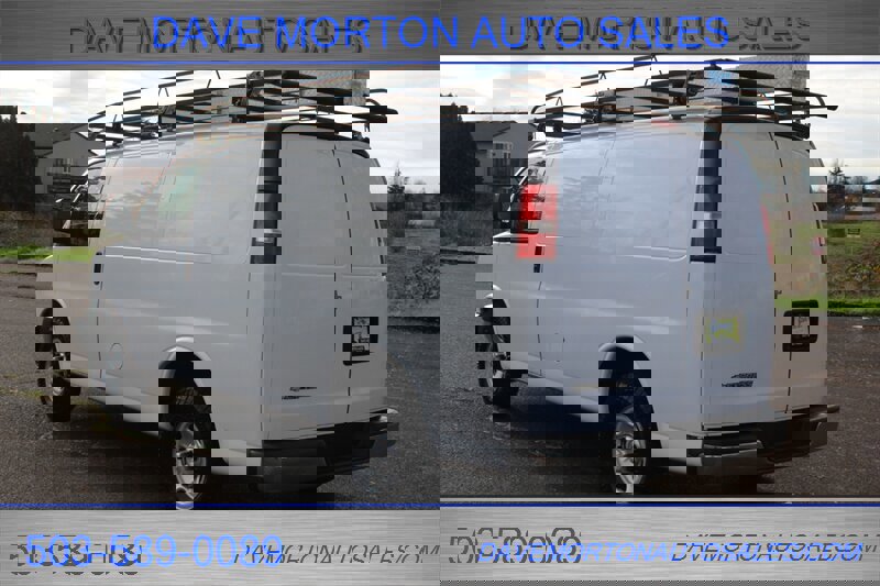 Used 2015 Chevrolet Express 3500 image 3