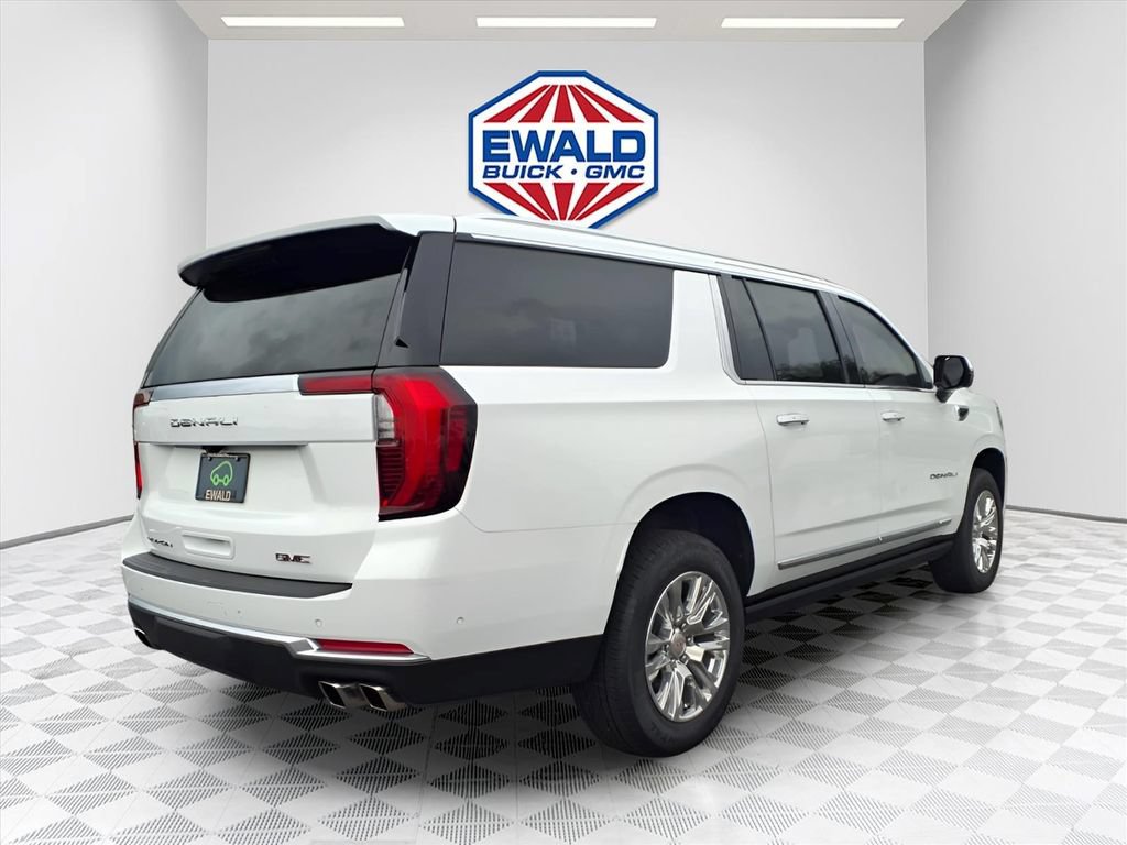 Certified 2026 GMC Yukon XL Denali w/ Sun & Power Step Package AWD/4WD image 3