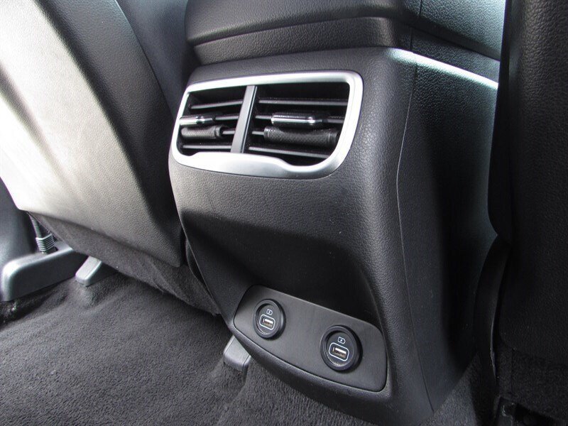 Used 2023 Hyundai Santa Fe SEL AWD/4WD image 31