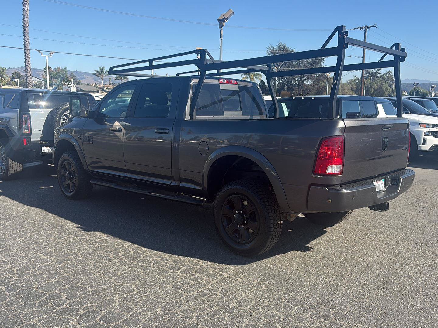 Used 2018 RAM 2500 Big Horn w/ Sport Appearance Group AWD/4WD image 16