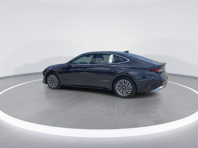 Certified 2025 Hyundai Sonata SEL FWD image 6