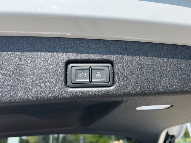 New 2025 Audi Q5 Premium Plus image 28