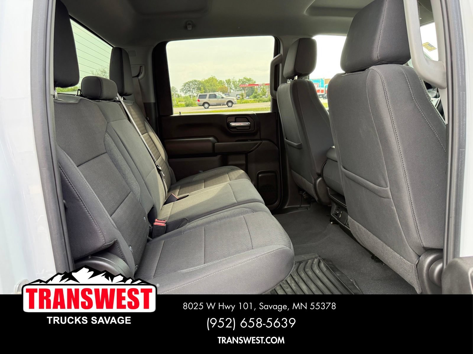 Used 2025 Chevrolet Silverado 2500 Custom w/ Custom Value Package AWD/4WD image 9