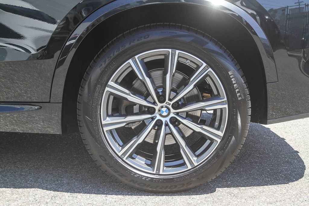 Used 2023 BMW X5 sDrive40i w/ M Sport Package RWD image 8