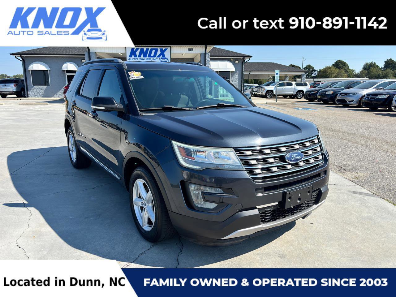 Used 2017 Ford Explorer XLT image 1