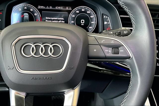 Used 2025 Audi Q7 3.0T Premium Plus w/ Premium Plus Package AWD/4WD image 12