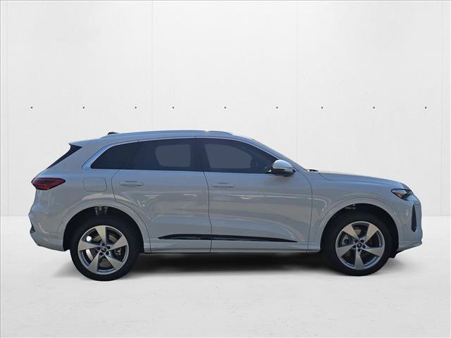 New 2025 Audi Q5 Premium w/ Premium Plus AWD/4WD image 4