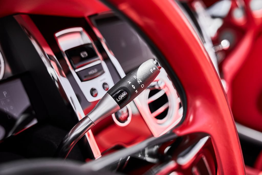 Used 2018 Rolls-Royce Dawn RWD image 54