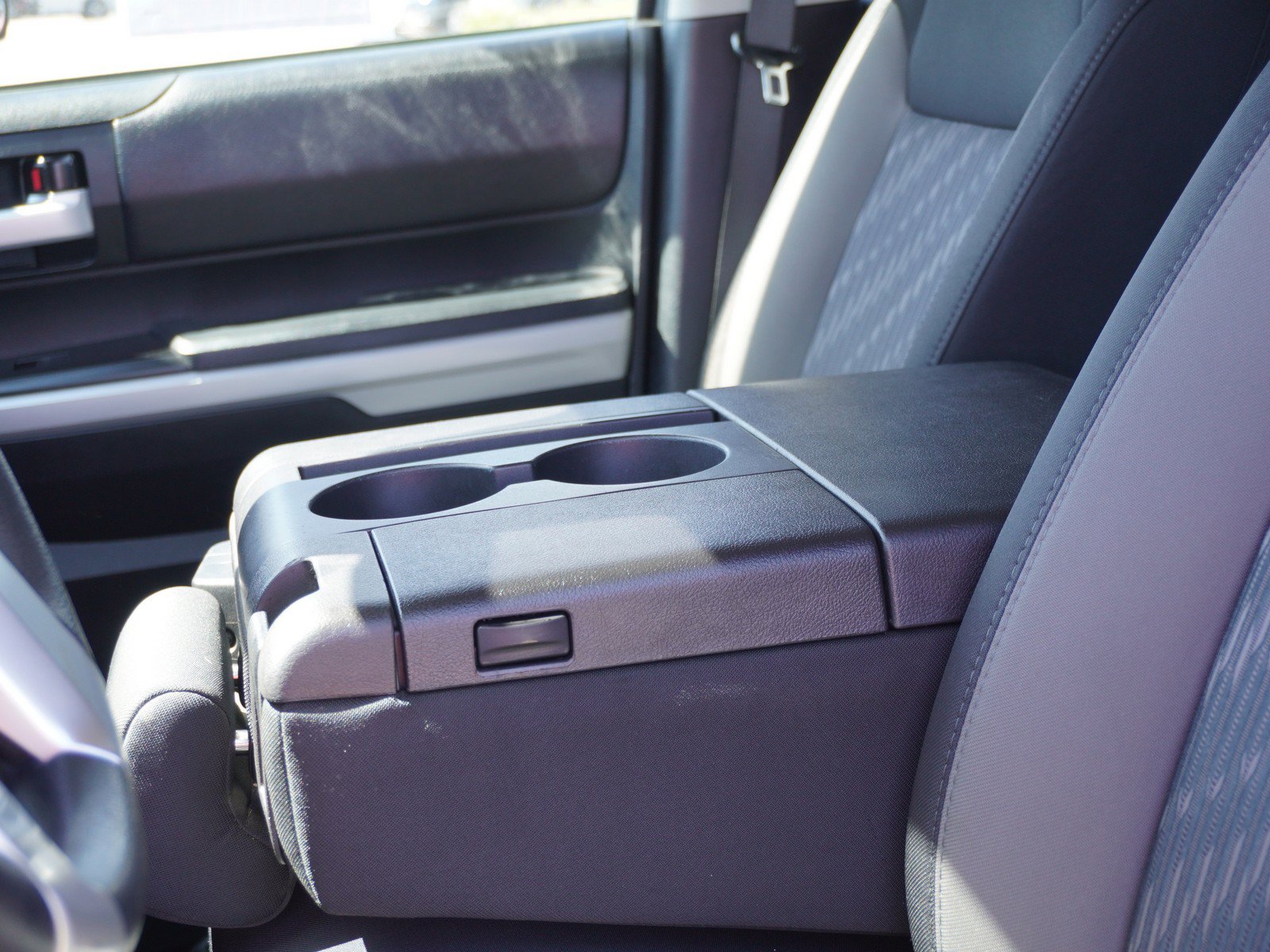 Used 2018 Toyota Tundra SR5 RWD image 19