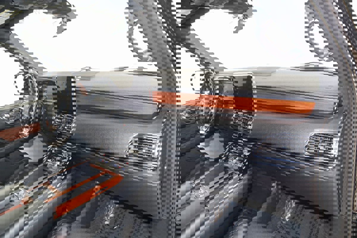 Used 2021 Lincoln Navigator Reserve w/ Luxury Package image 48