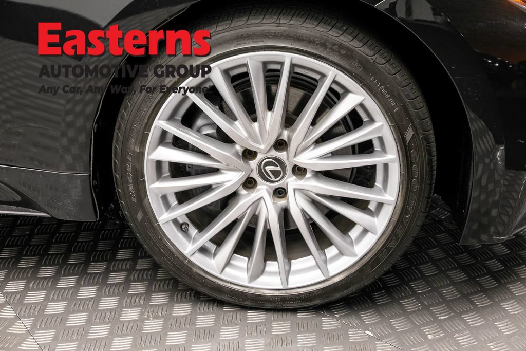 Used 2022 Lexus IS 300 AWD w/ Premium Package image 32