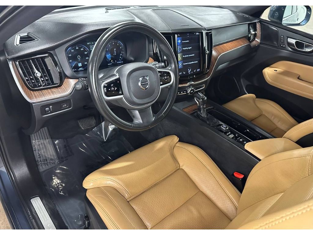 Used 2021 Volvo XC60 T5 Inscription image 18