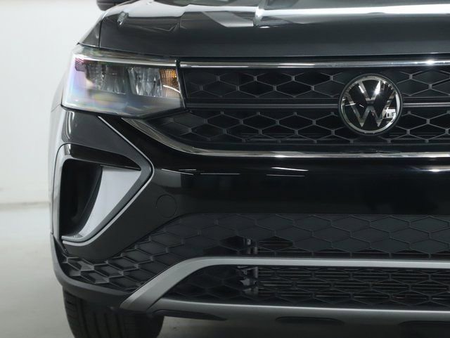 Used 2023 Volkswagen Taos S image 6