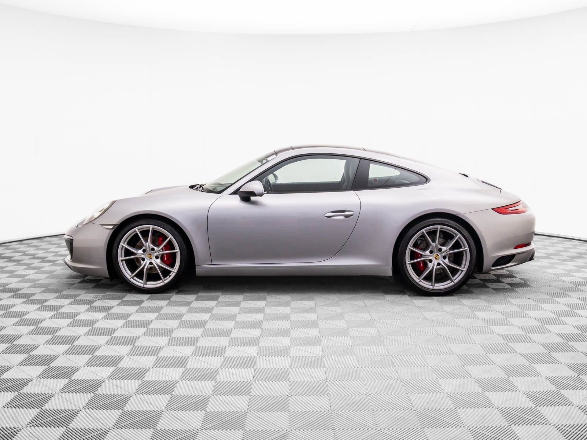 Used 2017 Porsche 911 Carrera video 2