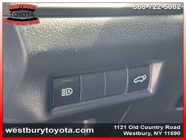 Used 2024 Toyota Grand Highlander AWD image 26