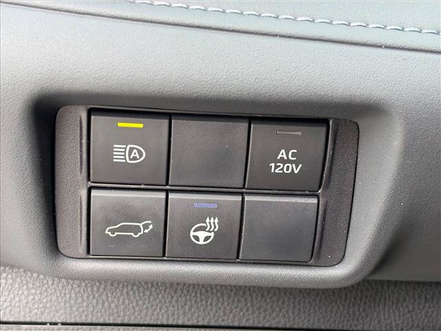 Used 2023 Toyota Highlander Limited AWD/4WD image 26