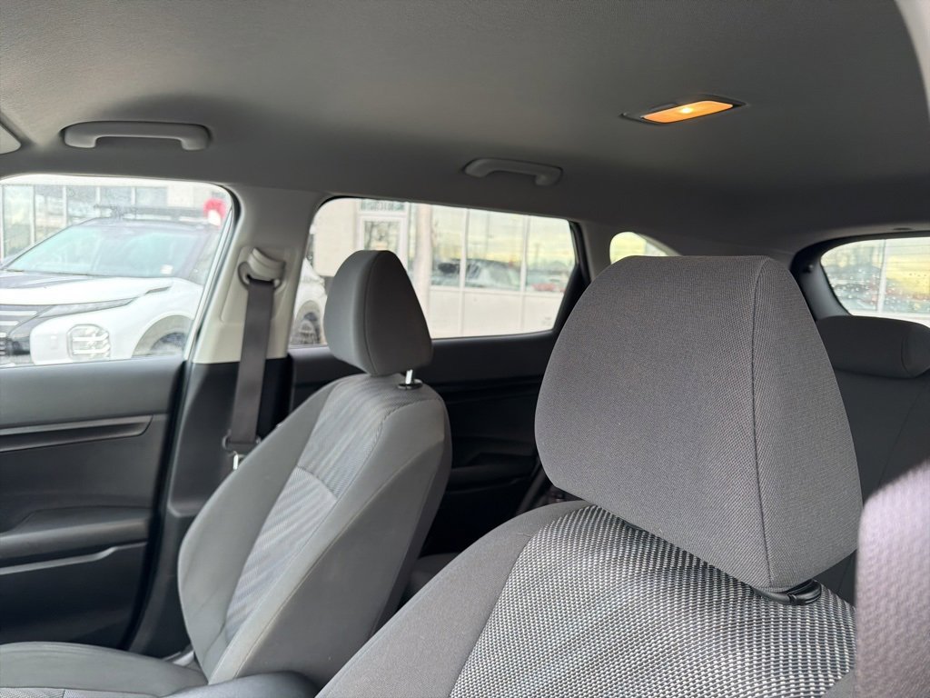 Used 2024 Kia Seltos LX image 11