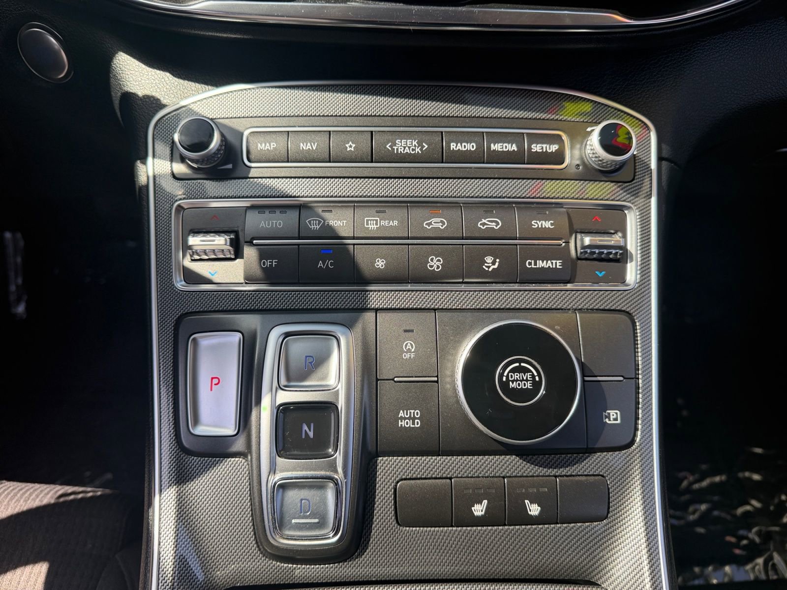 Used 2023 Hyundai Santa Fe SEL FWD image 17
