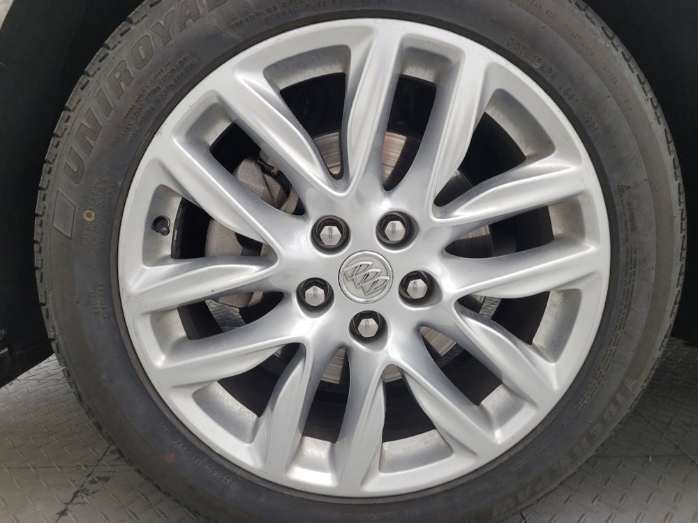 Used 2020 Buick Envision Premium w/ LPO, Active Package AWD/4WD image 31